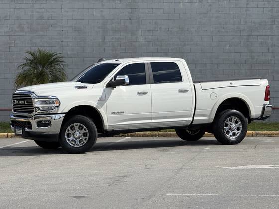 RAM 2500 6.7 I6 TURBO DIESEL LARAMIE CD 4X4 AUTOMÁTICO RAM 2500 6.7 I6 TURBO DIESEL LARAMIE CD 4X4 AUTOMÁTICO